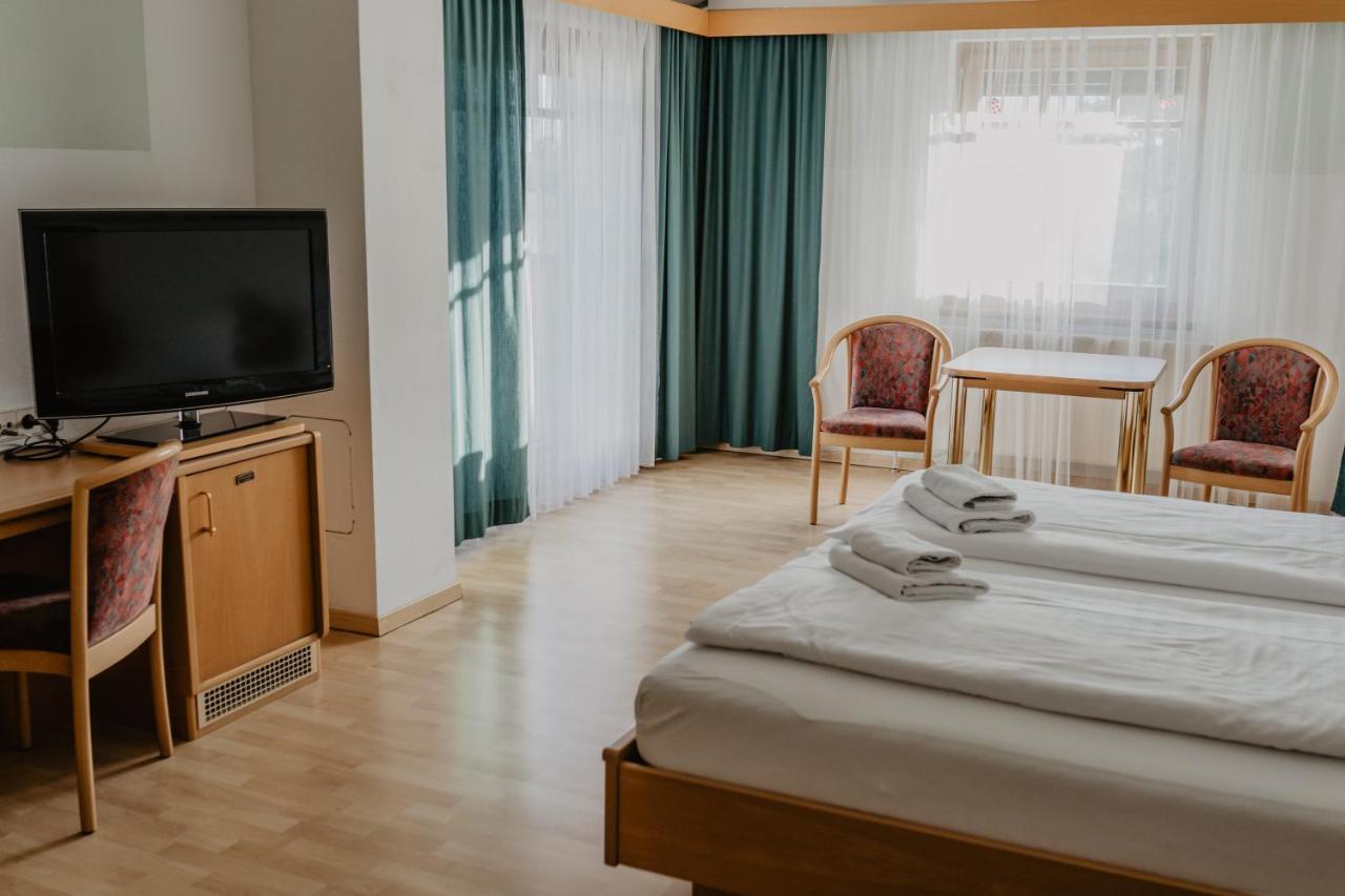 Georgshof Hotell Podersdorf am See Eksteriør bilde