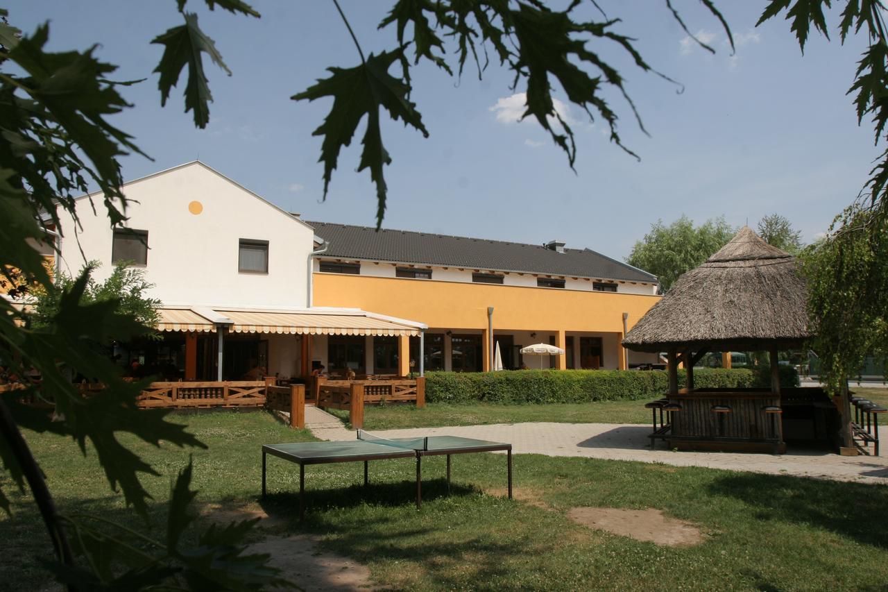 Georgshof Hotell Podersdorf am See Eksteriør bilde